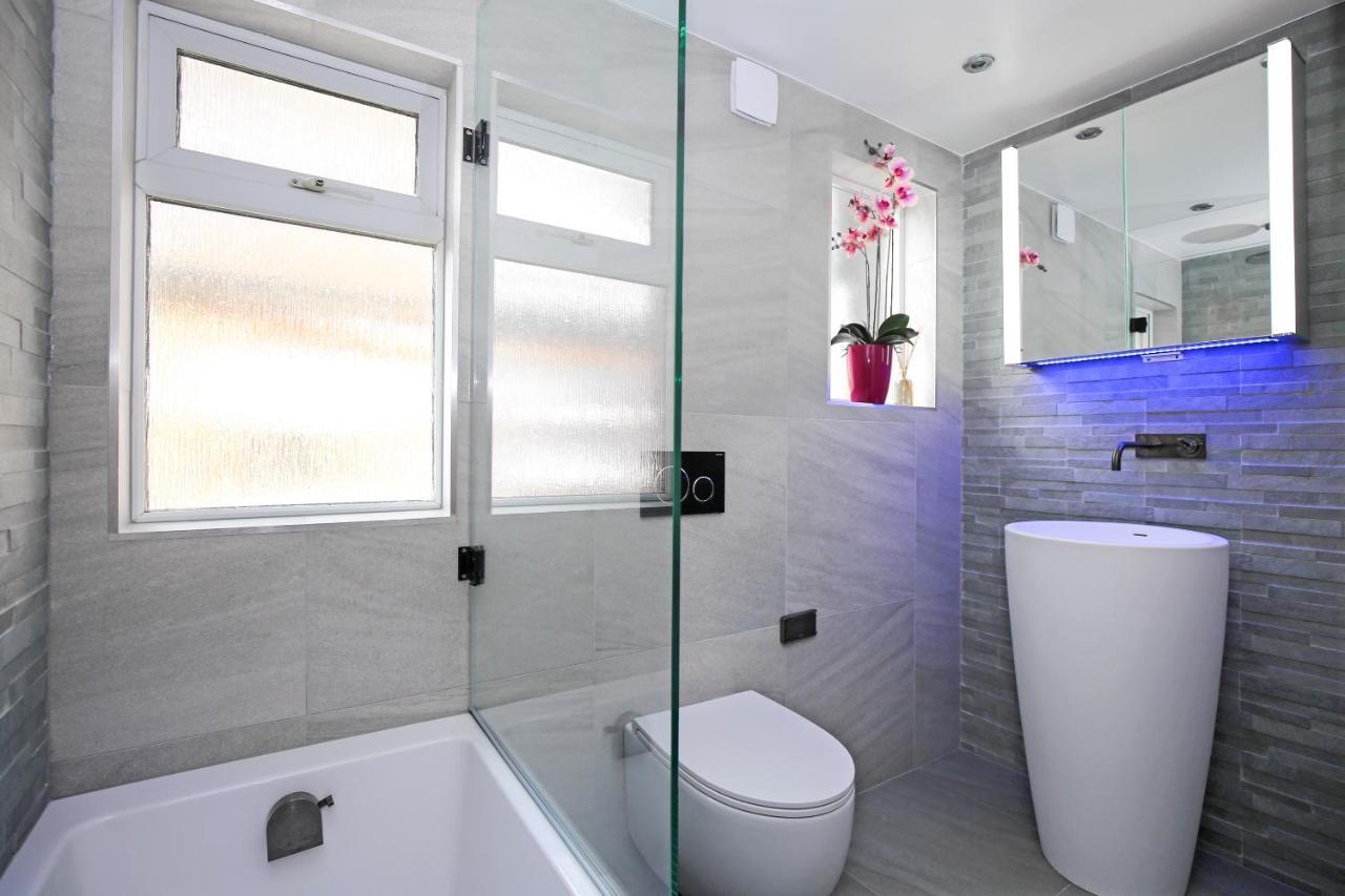 Modern Bedroom In London !! Eksteriør bilde